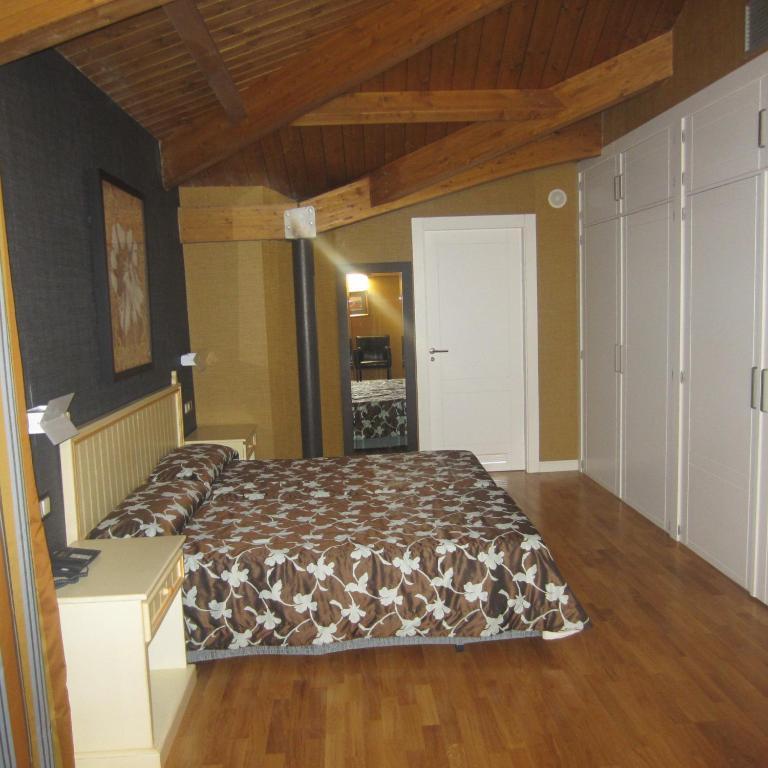 Hotel Iru-bide Lumbier